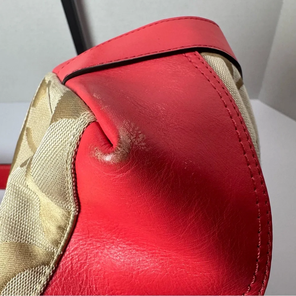 COACH Legacy Signature Hobo Duffel Bag in Khaki and Fuchsia Leather‎ Crossbody